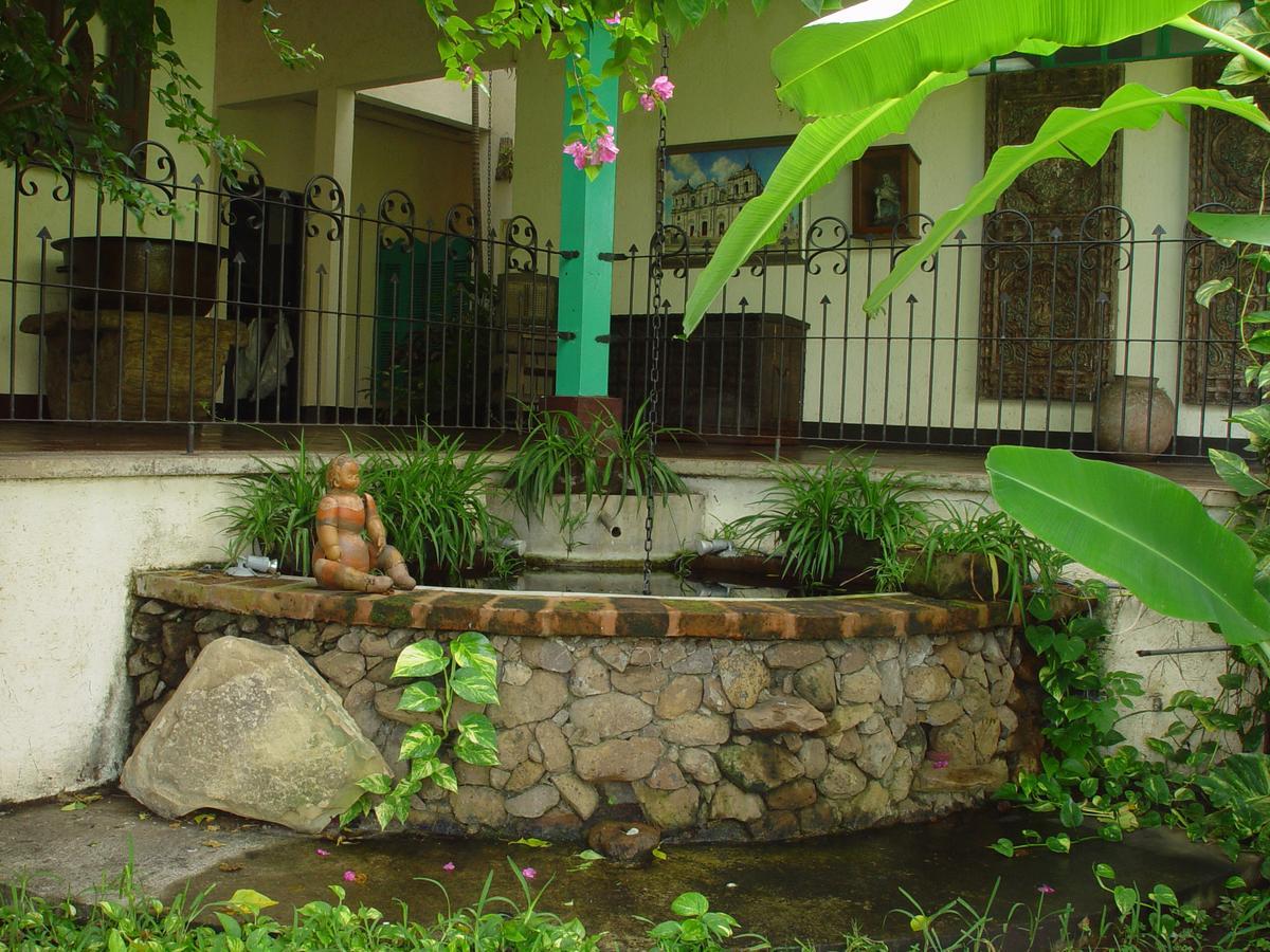 Hotel El Convento Leon Nicaragua ภายนอก รูปภาพ