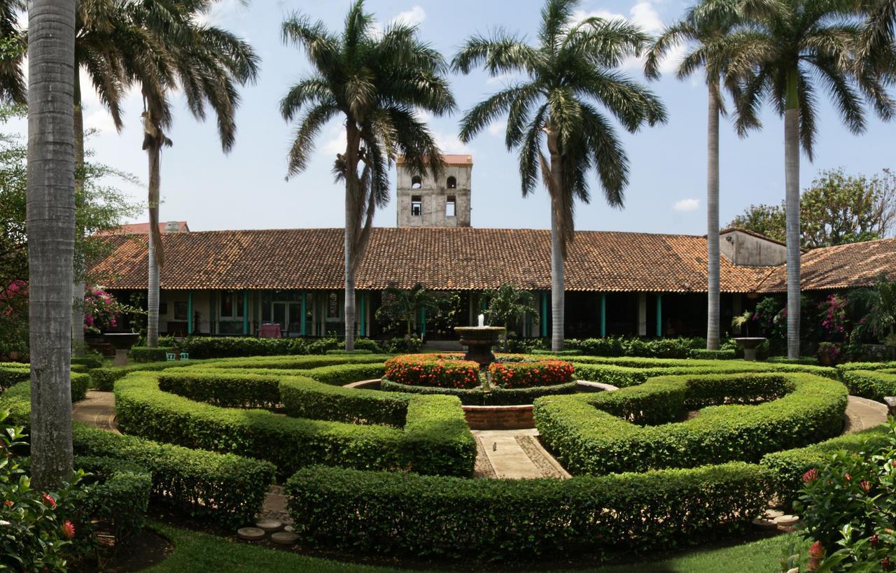Hotel El Convento Leon Nicaragua ภายนอก รูปภาพ
