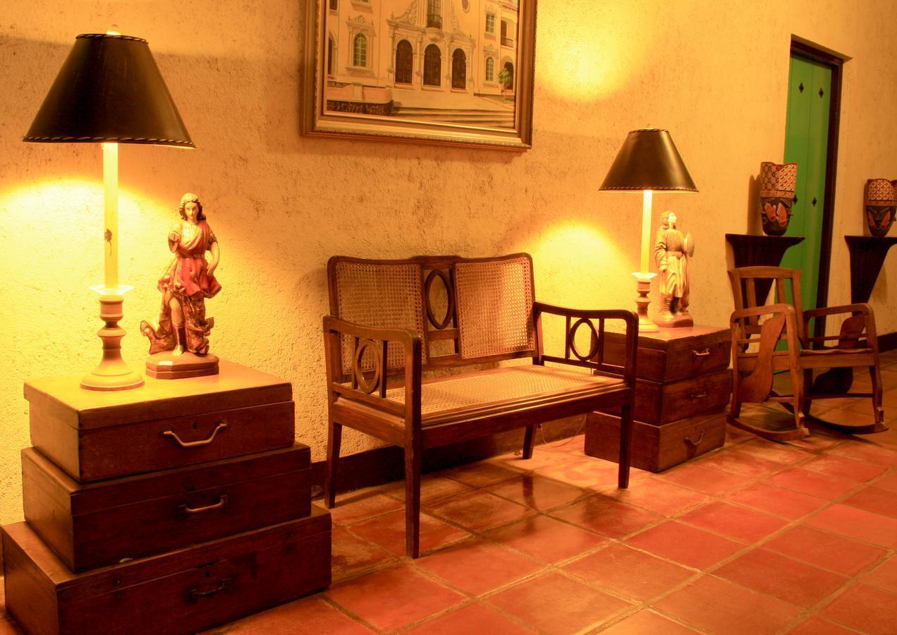 Hotel El Convento Leon Nicaragua ภายนอก รูปภาพ