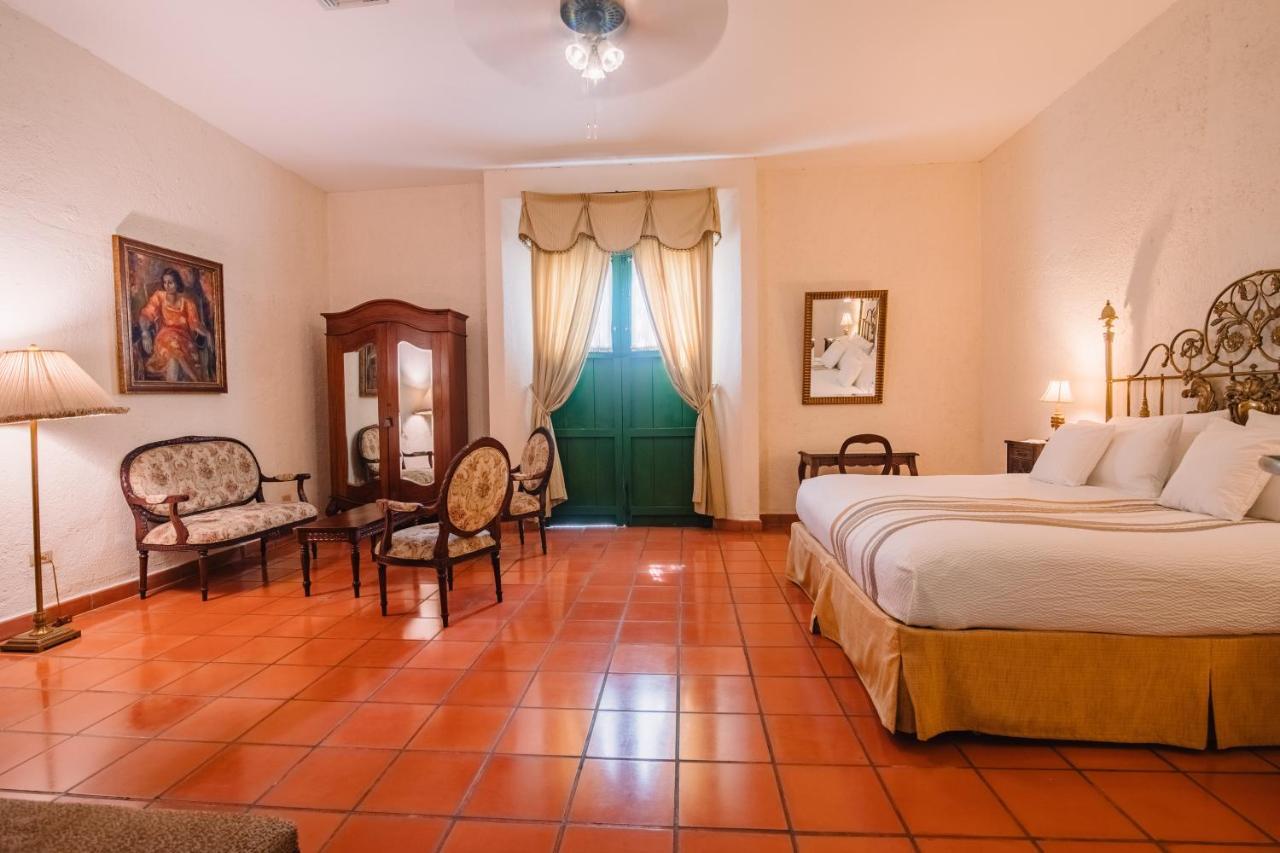 Hotel El Convento Leon Nicaragua ภายนอก รูปภาพ